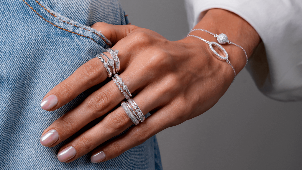 prata-925-porque-ela-voltou-com-tudo-e-virou-desejo-na-moda